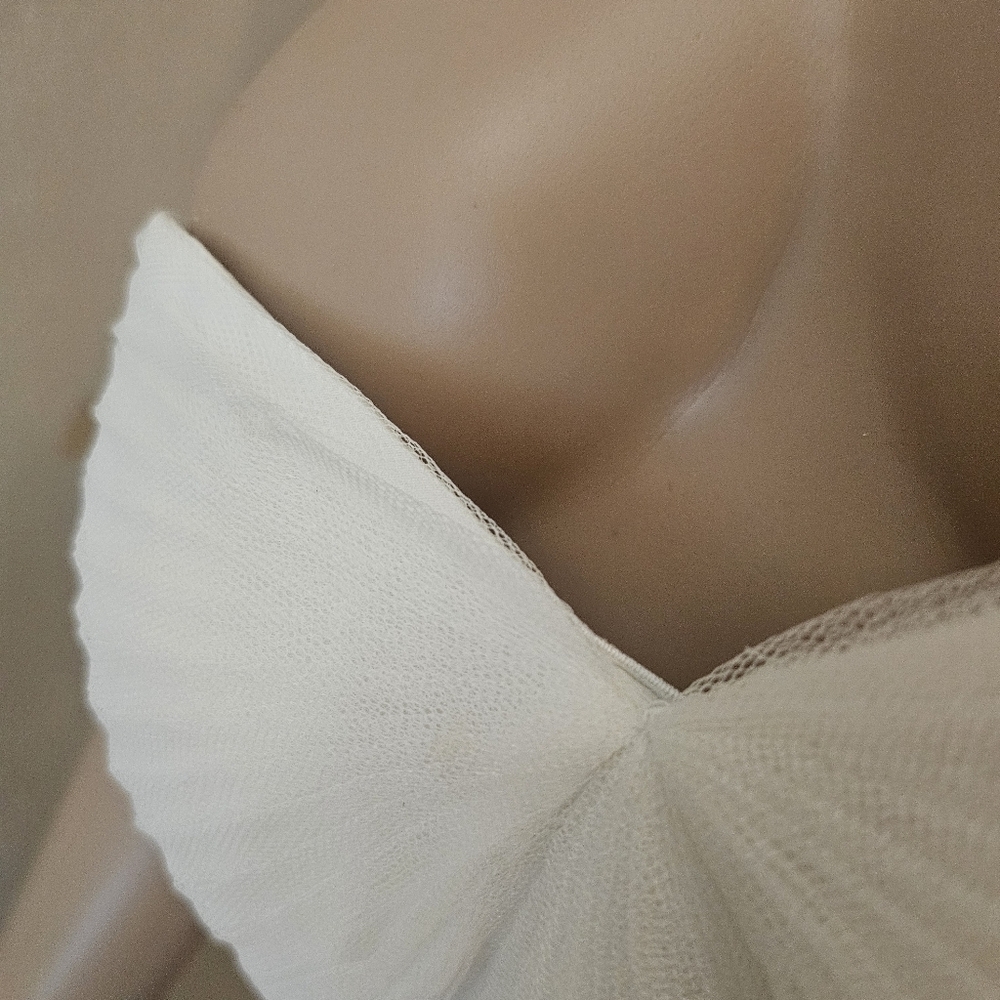 Strapless Sweetheart White Tulle Maxi Dress - Picture 13 of 16